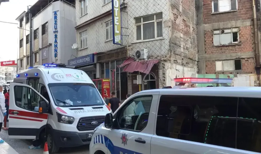 Elazığ merkezde bir otelde konaklayan 72 yaşındaki Tacim Yeşil’den günlerdir
