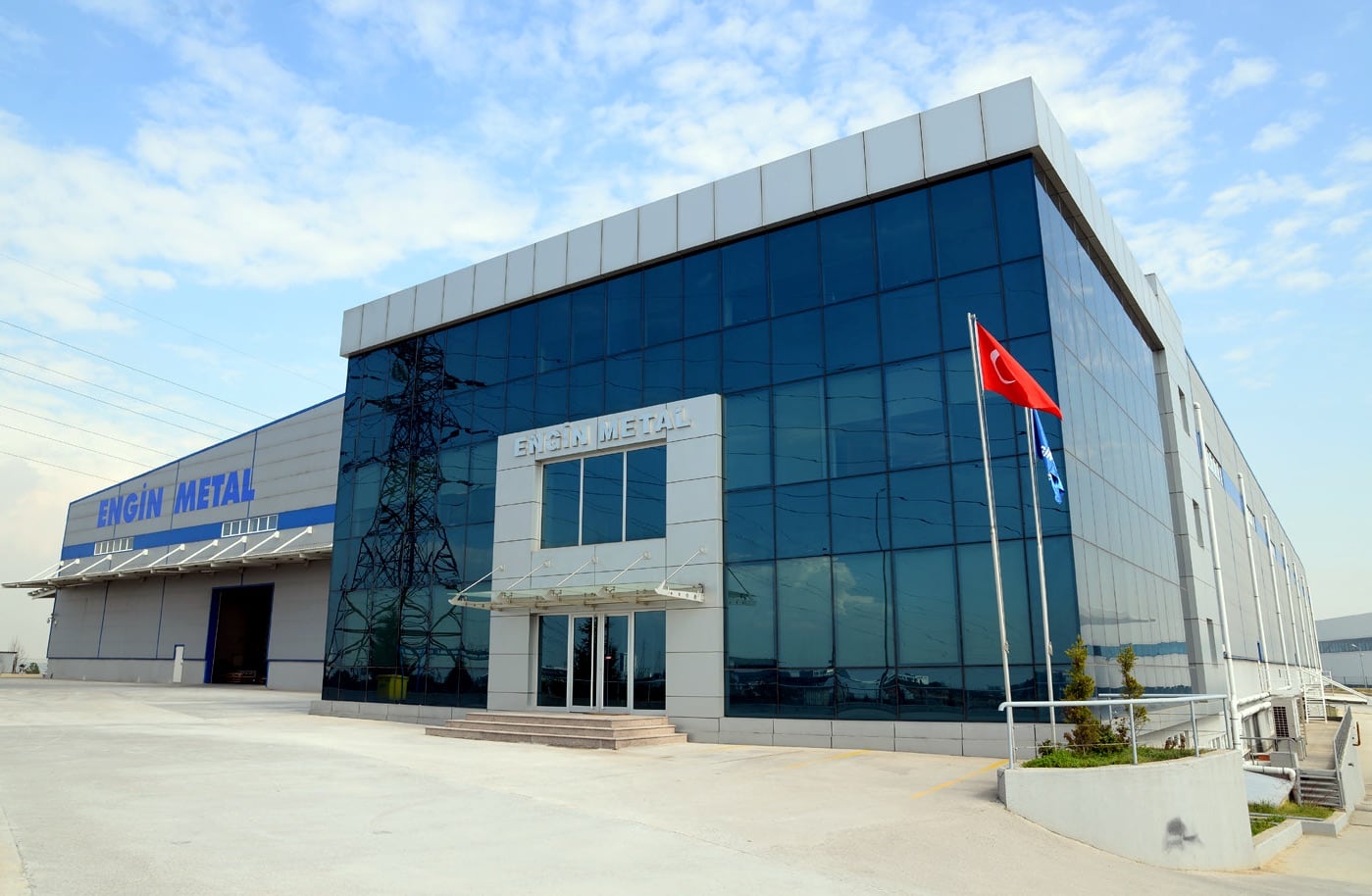 Uluslararası standartlardaki vizyonuyla tanınan Engin Grup, Kocaeli Gebze’deki lojistik operasyonlarını