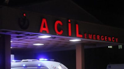 Sakarya'nın Adapazarı ilçesinde babası tarafından tavana asılı halde bulunduğu öne