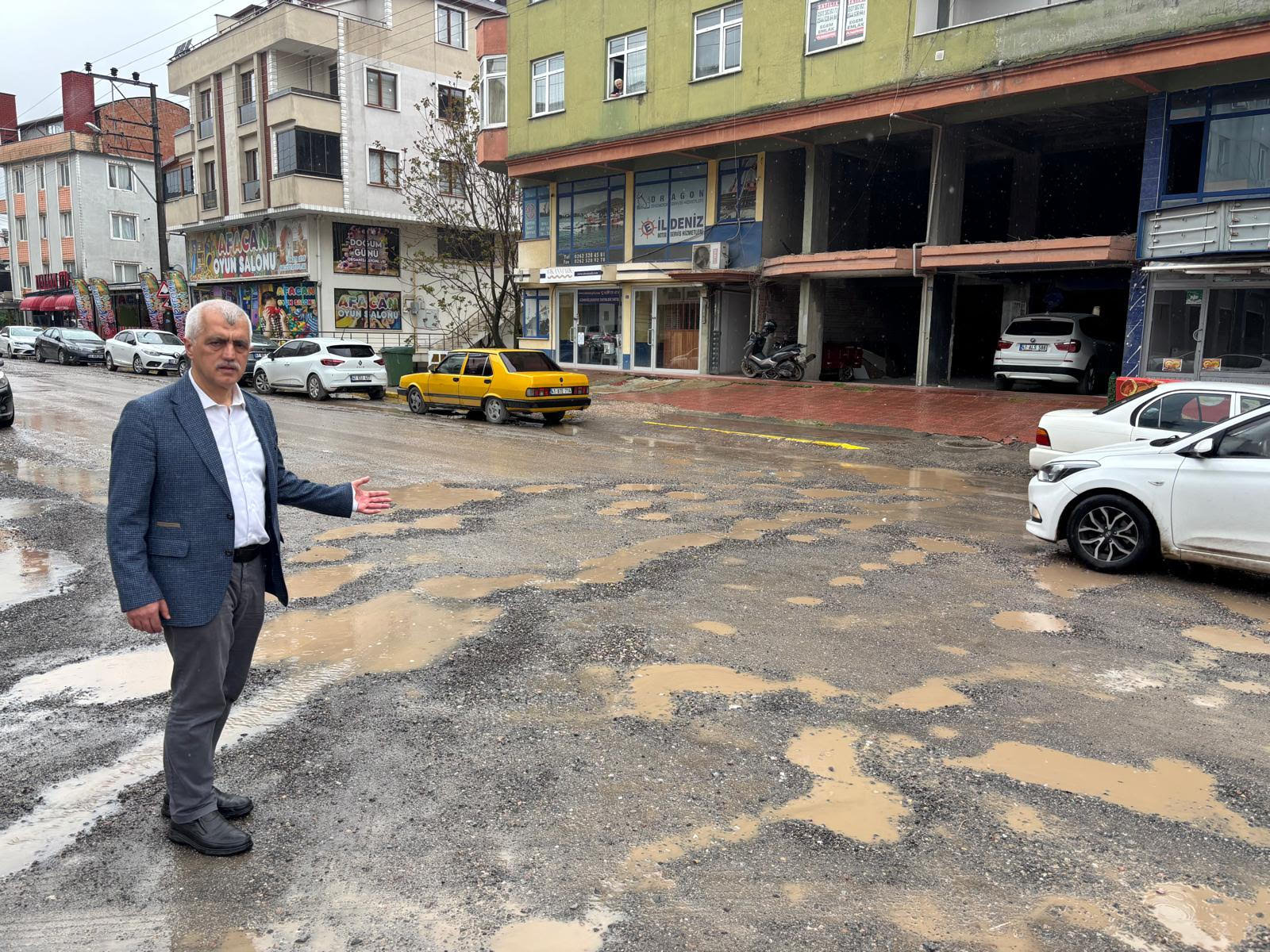 DEM Parti Kocaeli Milletvekili Ömer Faruk Gergerlioğlu, Körfez ilçesinde bakımsızlık