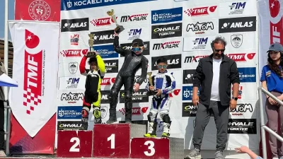Kocaeli’de düzenlenen Türkiye Süpermoto ve Motomini Şampiyonası’na Eskişehir’den katılan 4