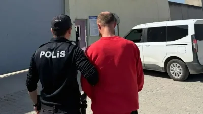 Kocaeli’nin Kartepe ilçesinde polis ekiplerinin düzenlediği uyuşturucu operasyonunda, sentetik kannabinoid