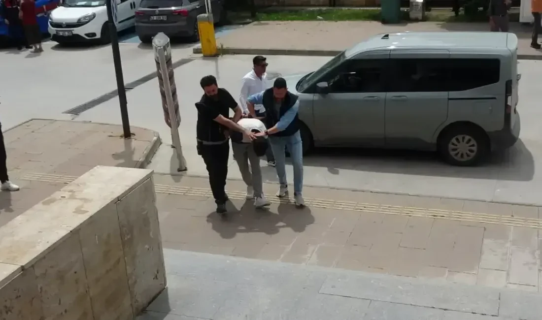 Uşak’ta bir tarım arazisinde boğazı kesilerek katledilen 63 yaşındaki Gürsel