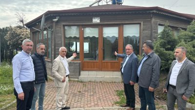 Sanayi yükü ve fabrikaların dumanı altında adeta nefes almakta zorlanan