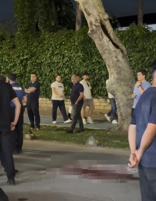 Sakarya'nın Adapazarı ilçesinde toplu taşıma aracının çarparak ağır yaraladığı 16