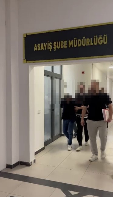 Kocaeli'de iş yerine kurşun yağdırdılar