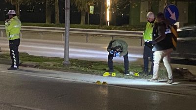 Kocaeli'nin İzmit ilçesinde iki grup arasında çıkan silahlı kavgada futbolcu