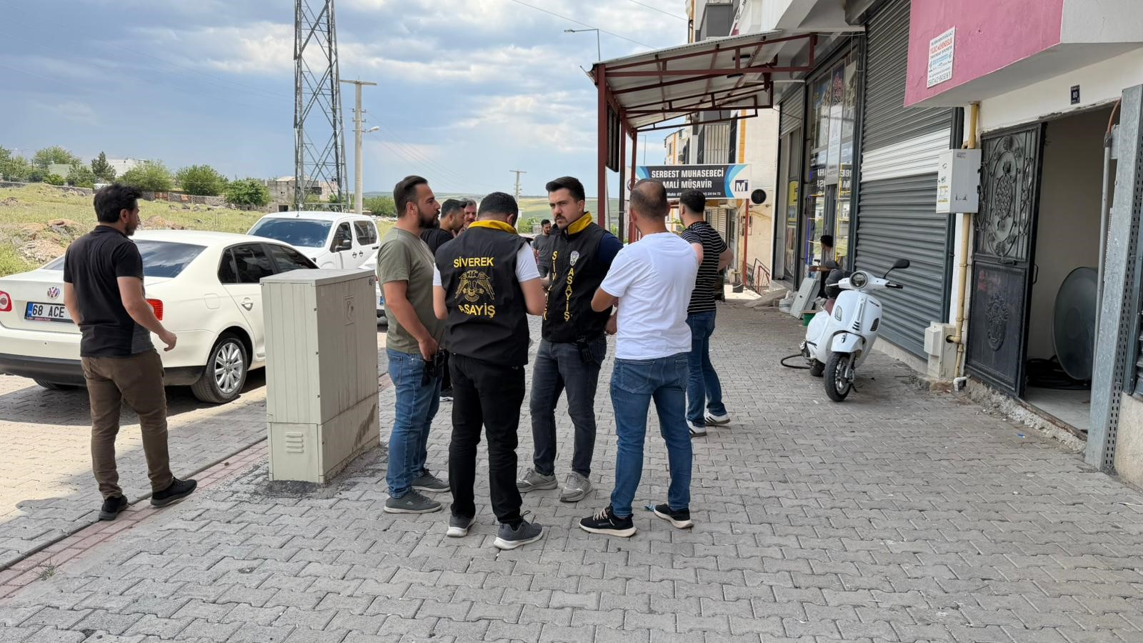 Aile içi tartışma kanlı bitti: Anne ve kızı ağır yaralı!
