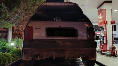 Kocaeli’de trafikte başlayan tartışmanın kesici aletlerin kullanıldığı kavgaya dönüşmesi sonucu