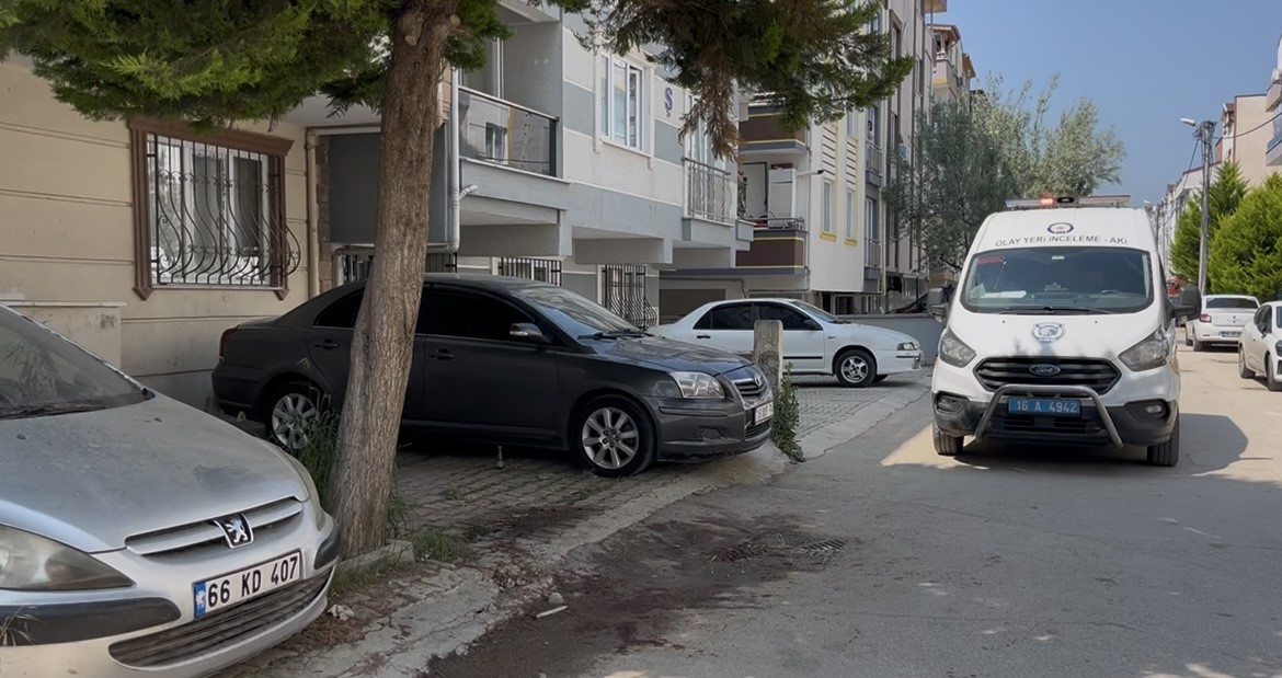 Kardeş, kardeşi vurdu! Mahalleli sokağa döküldü