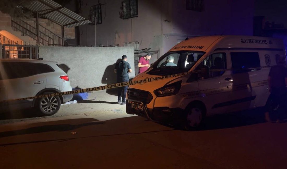 Adana'nın merkez Yüreğir ilçesinde iki kardeş arasında çıkan alacak-verecek tartışması