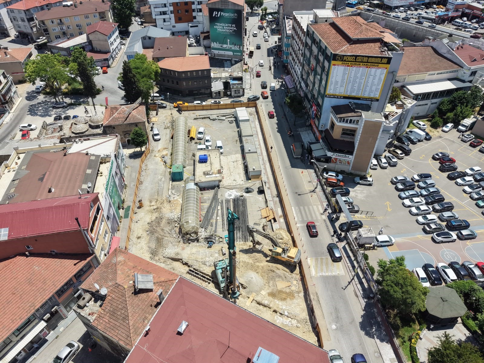 O ilçeye tam otomatik otopark geliyor