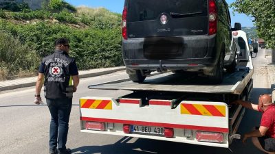 Kocaeli'de korsan taşımacılık yaptığı tespit edilen araç sürücüsüne 100 bin