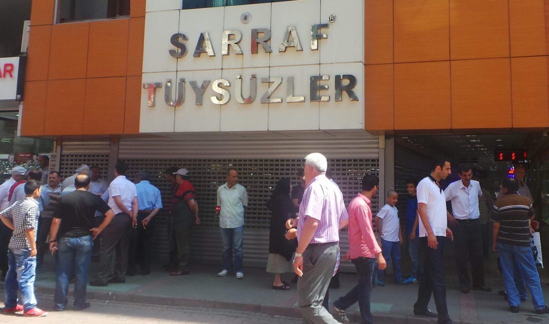 Kocaeli'nin İzmit ilçesinde 2014 yılında çok sayıda kişinin mağdur edildiği