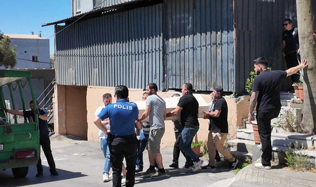 İstanbul'un Pendik ilçesinde bir iş yerinde henüz bilinmeyen bir nedenle