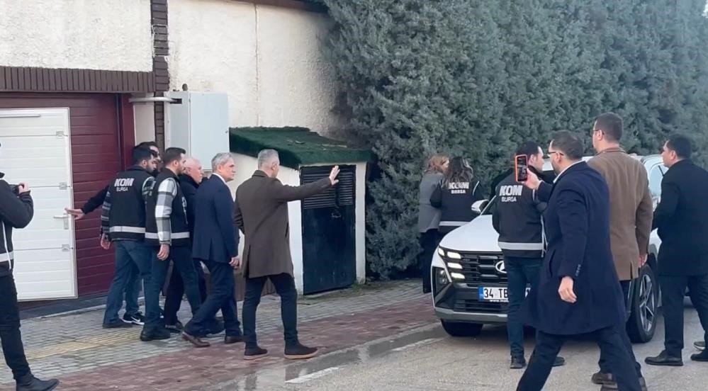 Türkiye'yi sallayan yolsuzluk skandalı! Belediye başkanı dahil 63 kişi...