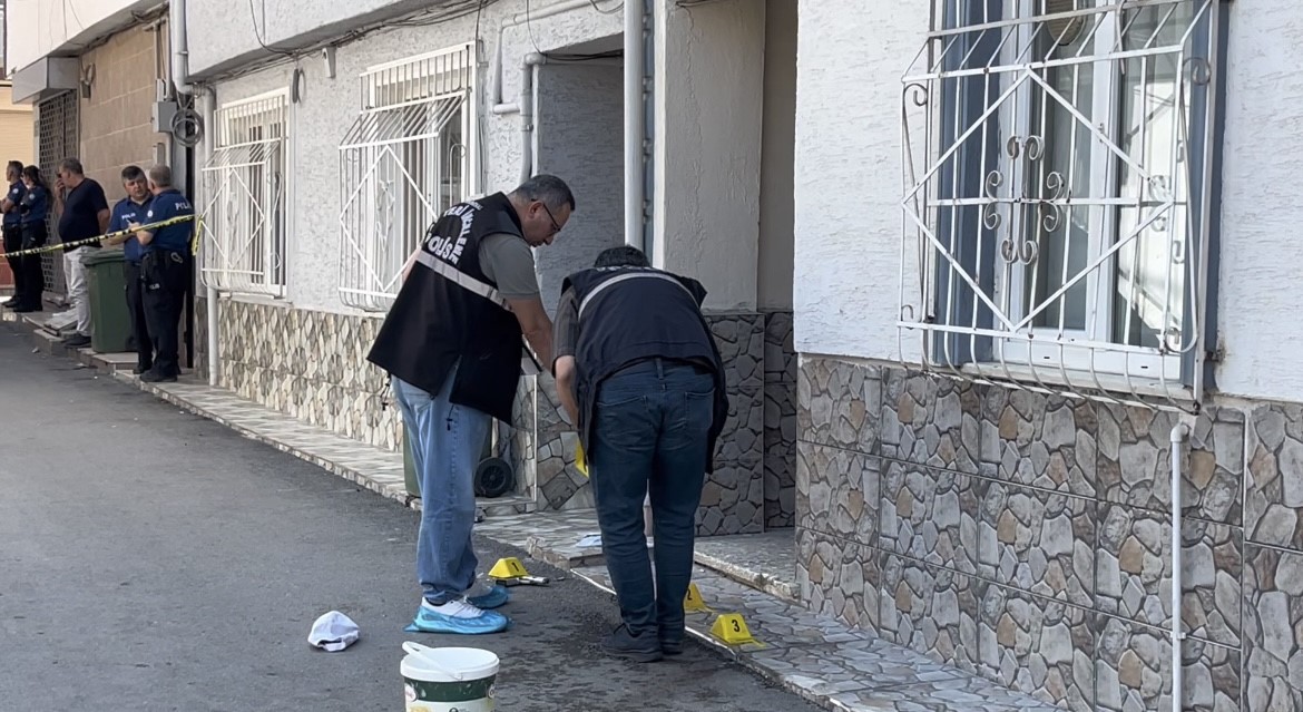 Sokak ortasında kanlı infaz: 1 ağır yaralı
