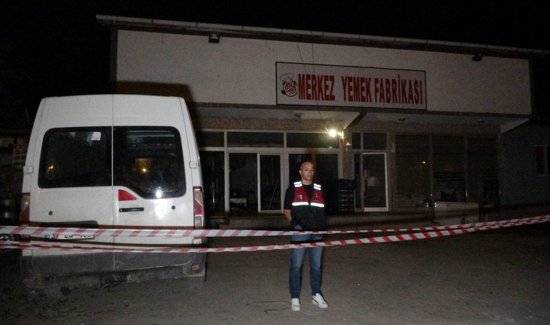 Kastamonu’nun Taşköprü ilçesinde tartıştığı şahıs tarafından iş yerinde silahlı saldırıya