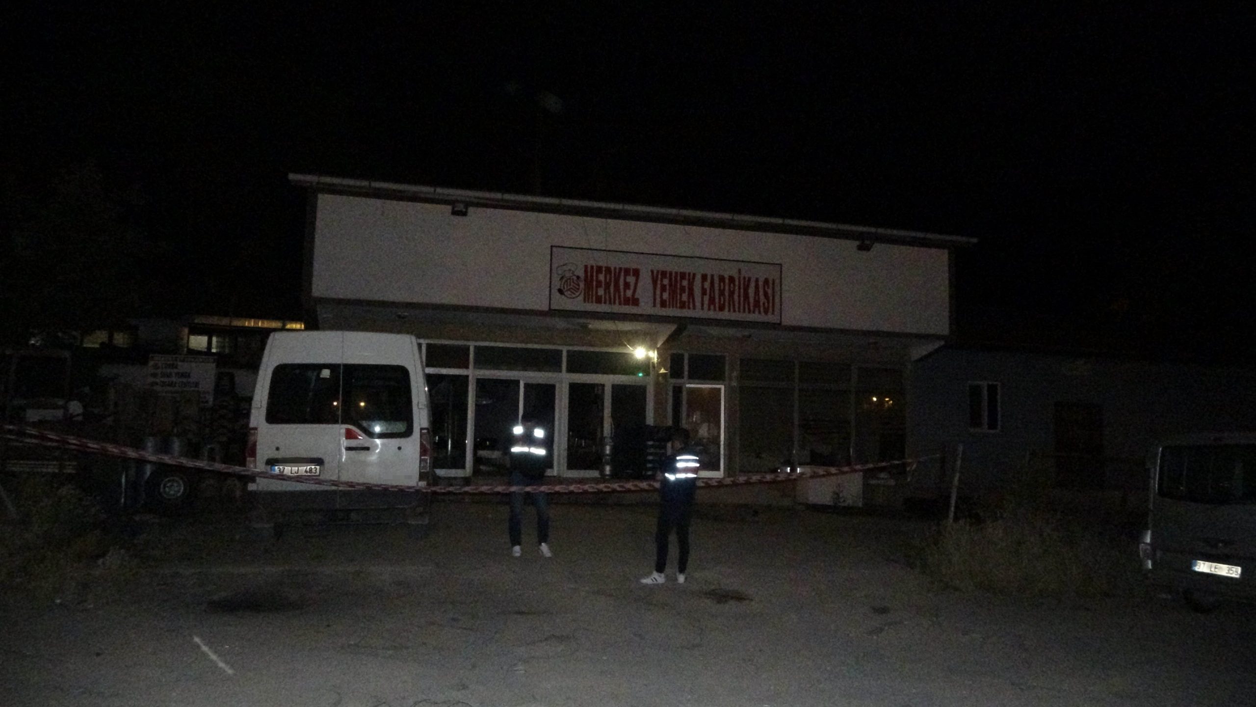 İş yerini basıp kurşun yağdırdı: 1 ölü