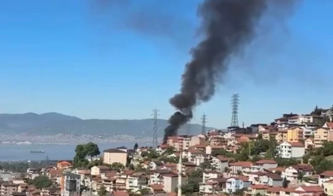 Kocaeli'nin İzmit ilçesinde tek katlı evde çıkan yangın itfaiye ekiplerince