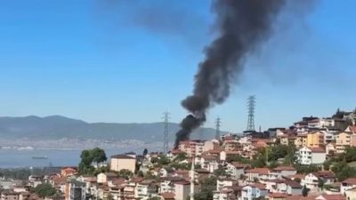 Kocaeli'nin İzmit ilçesinde tek katlı evde çıkan yangın itfaiye ekiplerince