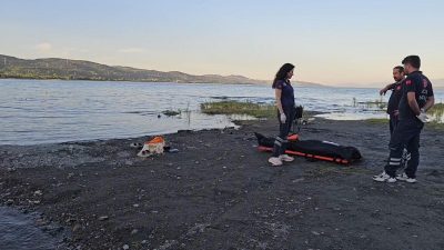 Sakarya'nın Sapanca ilçesinde göle giren 47 yaşındaki Hazar Can Ateş,