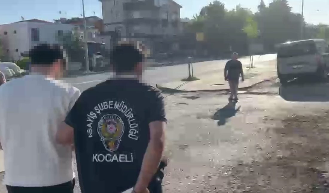 Kocaeli polisinin düzenlediği operasyonla, hakkında 21 yıl 3 ay kesinleşmiş