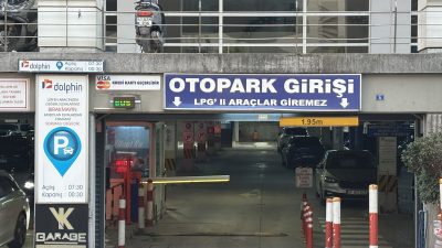 Kocaeli'nin İzmit ilçesinde otoparkta tartıştığı mesai arkadaşı motokuryeyi bıçaklayarak öldüren
