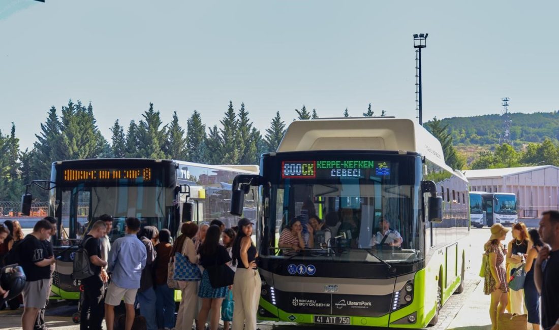 Kocaeli Büyükşehir Belediyesi, yaz sezonunun gelmesiyle birlikte vatandaşların Kandıra'nın mavi