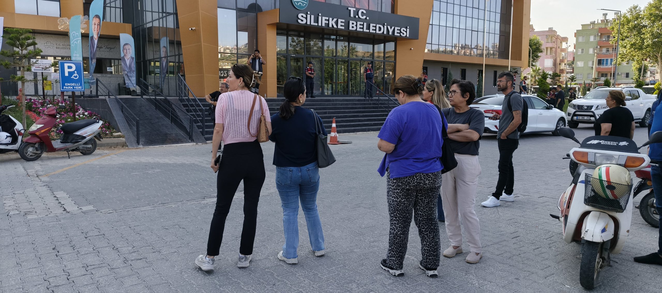 Bir belediyeye daha operasyon: Başkan dahil çok sayıda isme gözaltı