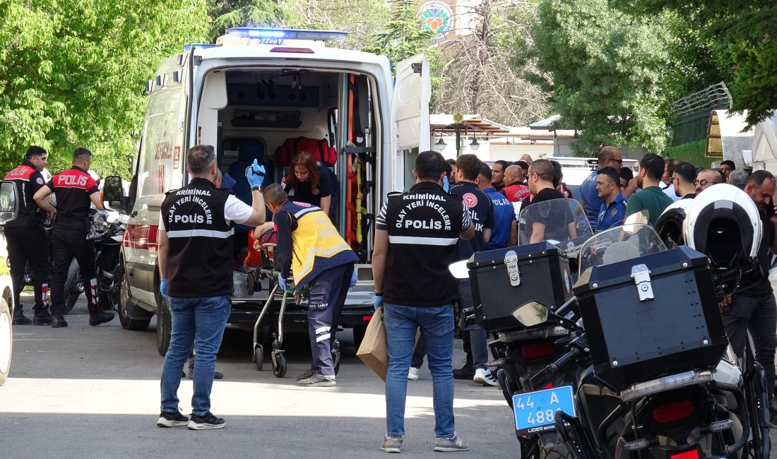 Malatya'da aile içi tartışma sırasında cinnet getiren baba, eşi ile