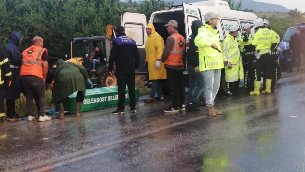 Korkunç kaza: Ölü ve yaralılar var