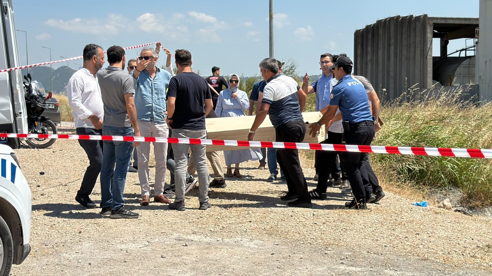 Korkunç manzara: 33 yaşındaki adamın cesedi bulundu