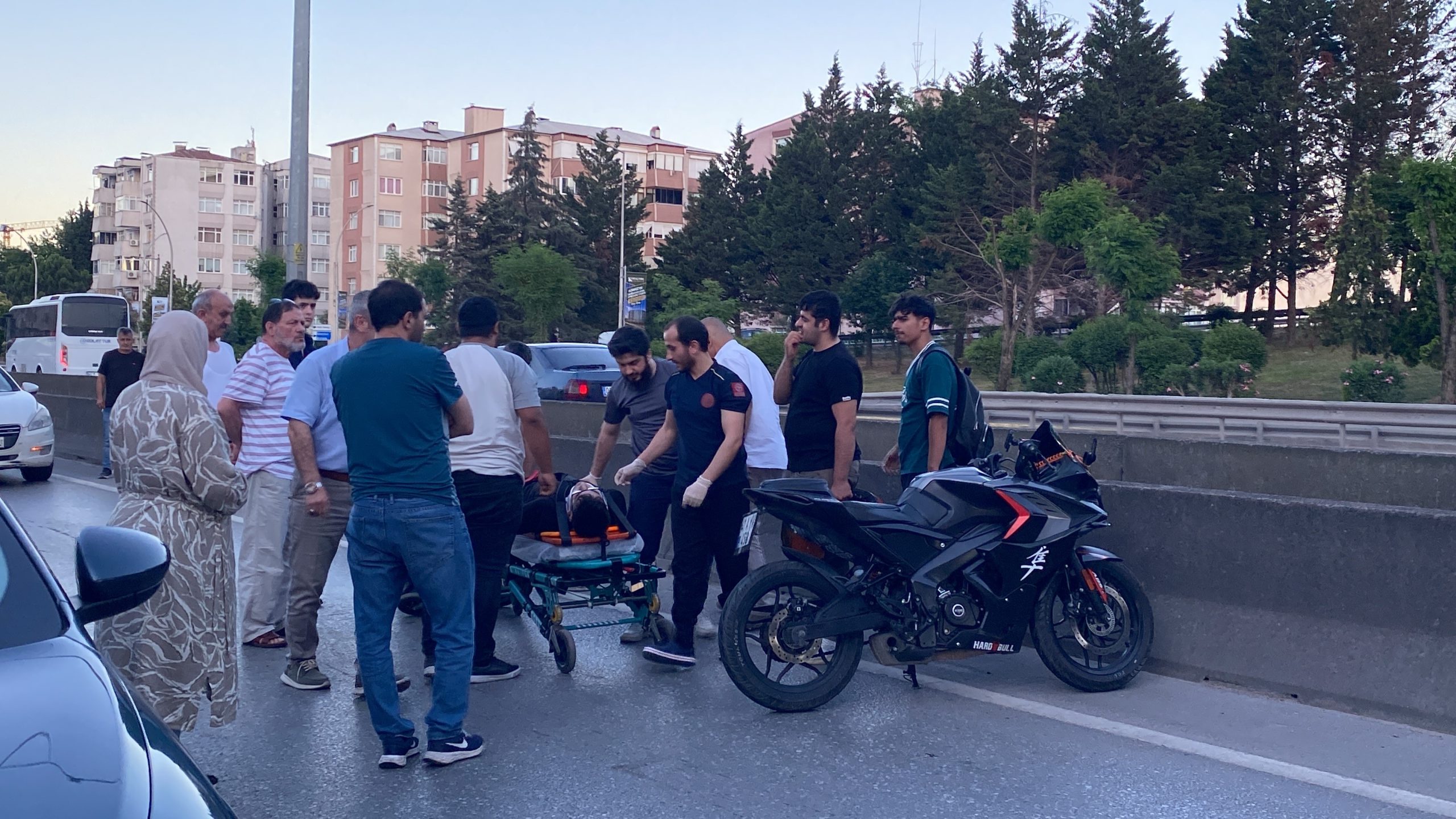Kocaeli D-100'de feci kaza: 1 ağır yaralı