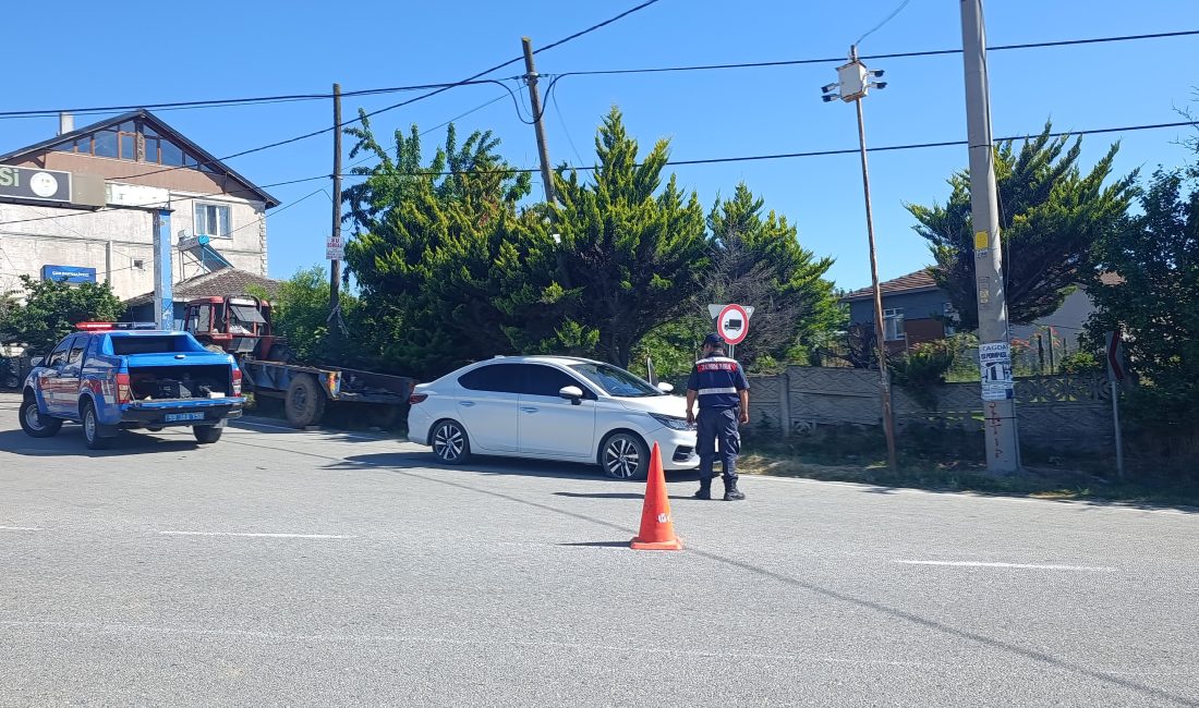 Tekirdağ’ın Saray ilçesinde otomobil iç içerisinde başından vurulmuş halde bulunan