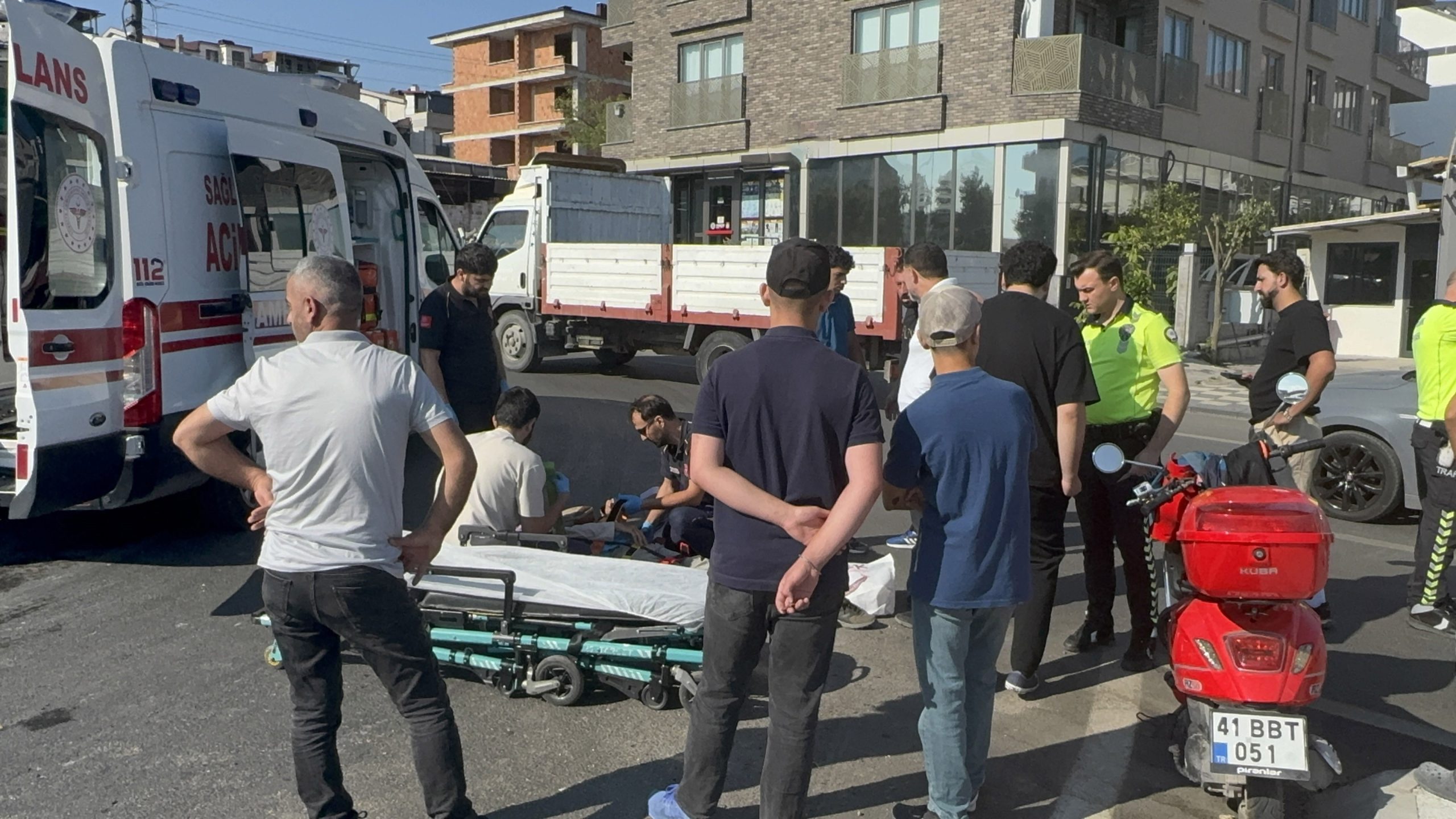 Kocaeli'de motosiklet kazası: 2 yaralı