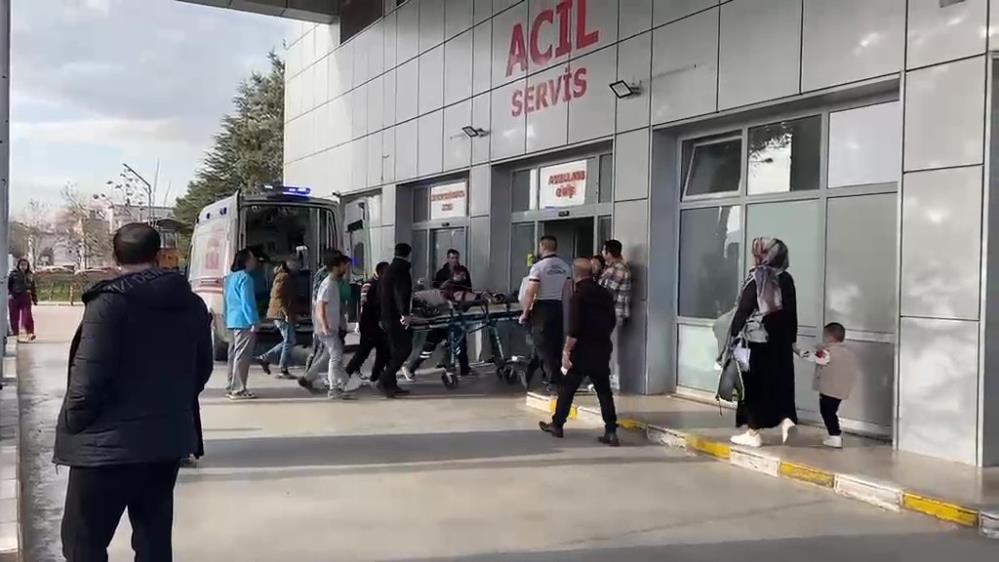 Kocaeli'nin Körfez ilçesinde, yapımı devam eden 5 katlı bir inşaatın
