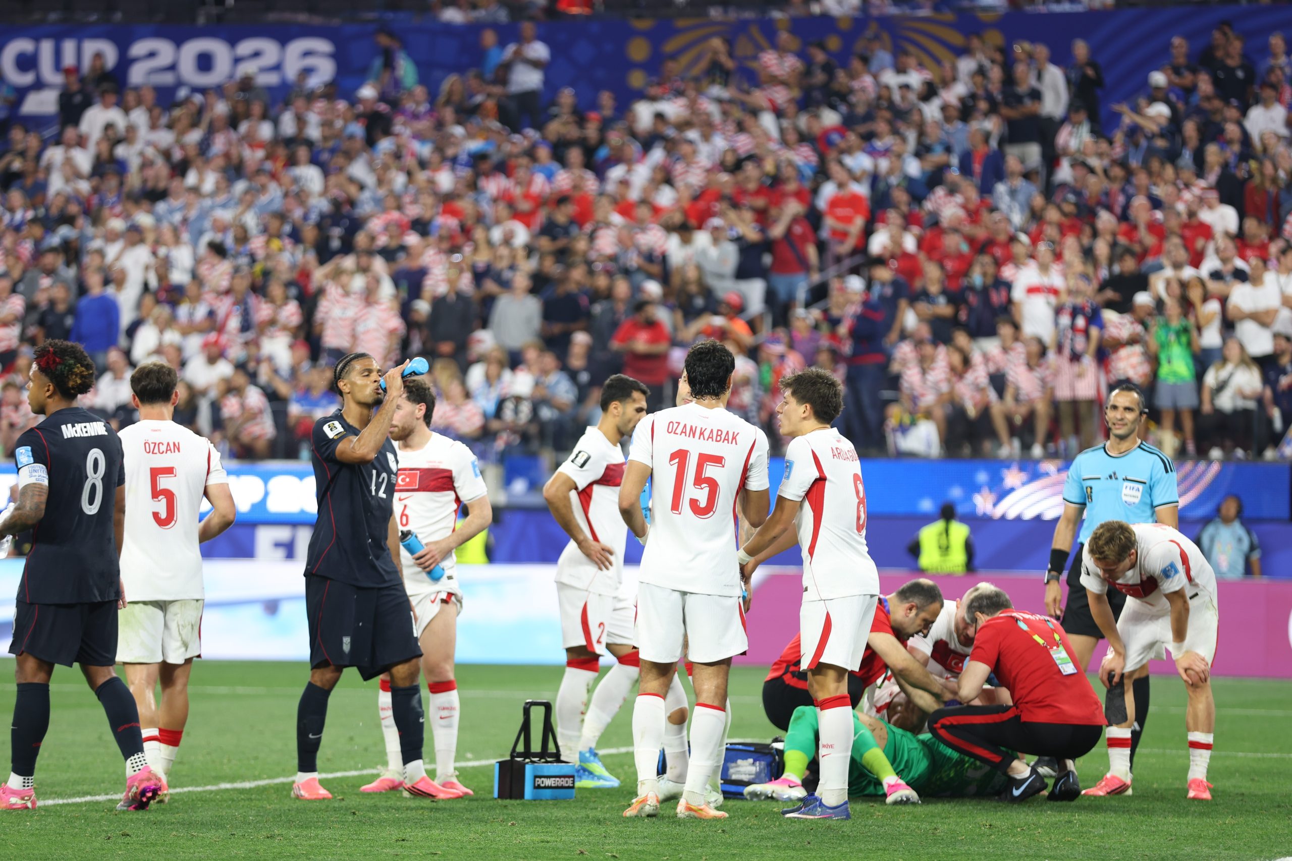 Milli takımımız ABD'yi 3-2 yenerek Dünya Kupası'na veda etti