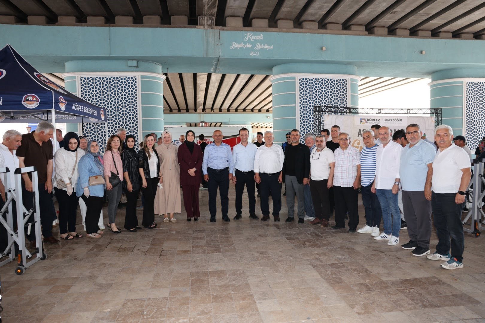 Körfez'de 4 bin kişilik aşure ikramı