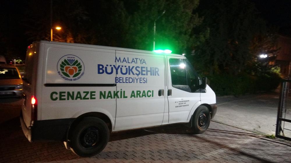 19 yaşındaki genç evinde ölü bulundu