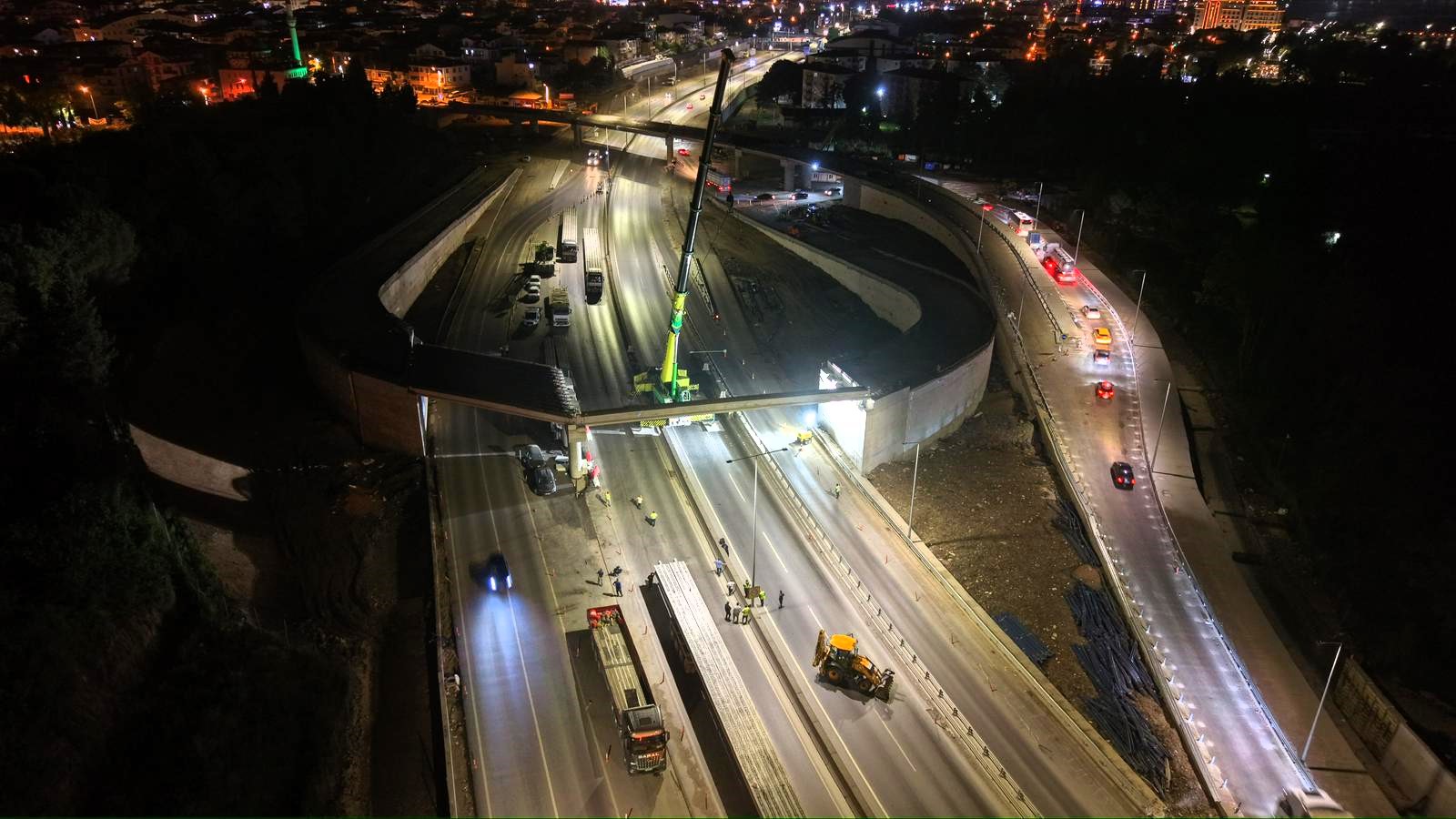 D-130 Karayolu’nda trafiği rahatlatacak dev yatırım Başiskele Koridor Projesi’nde önemli