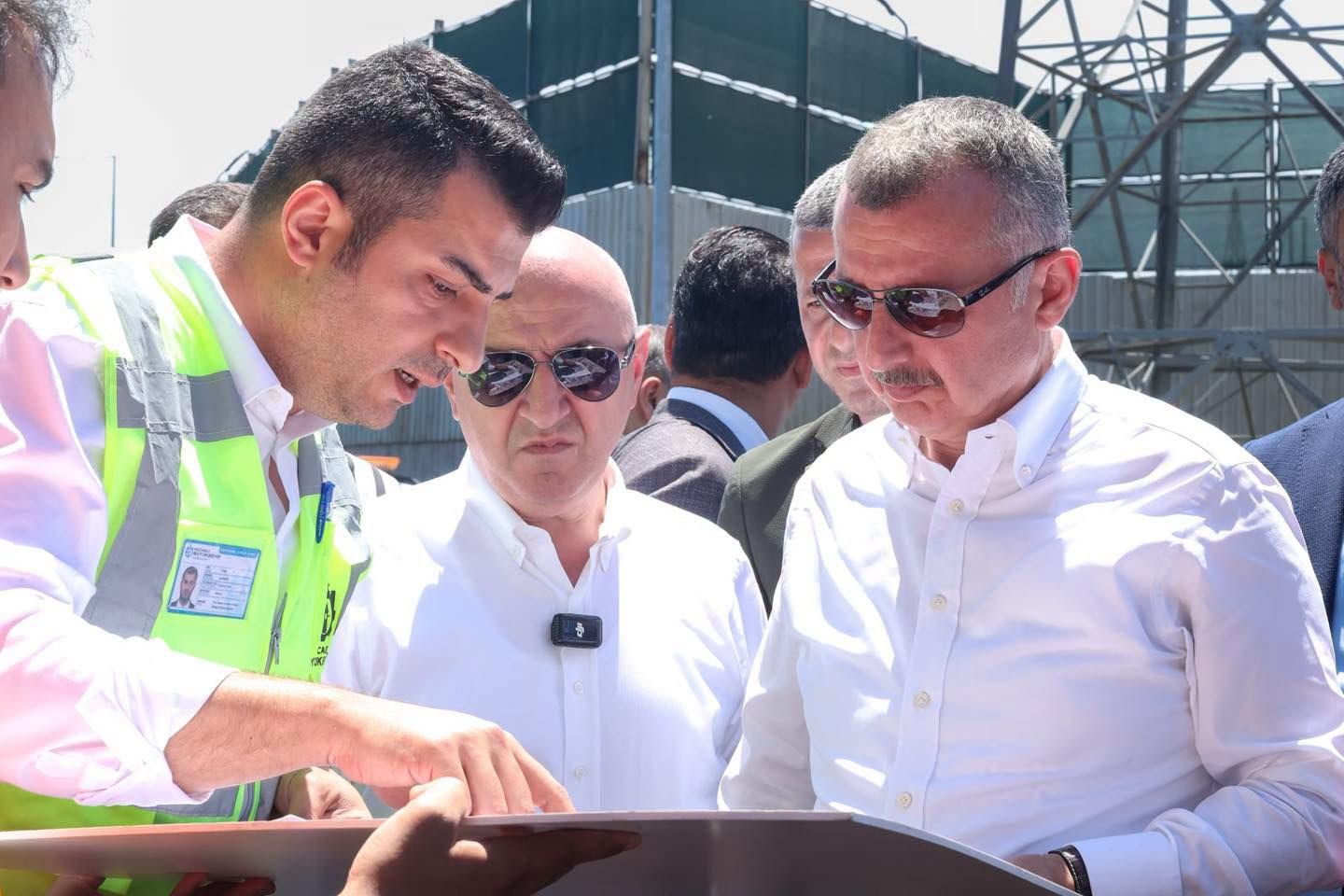 Başkan Büyükakın: "Kocaeli'nin her noktasında vatandaşlarımız için çalışıyoruz"