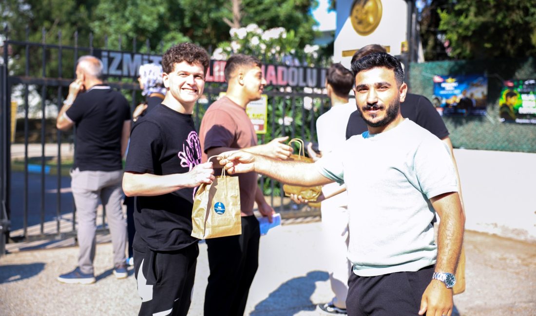 Kocaeli Büyükşehir Belediyesi, Yükseköğretim Kurumları Sınavı'na (YKS) giren öğrencilere ve