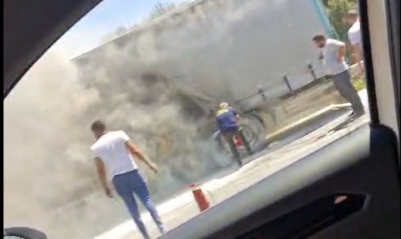 KOCAELİ – D-100 Karayolu İzmit mevkisinde seyir halindeki bir TIR'da