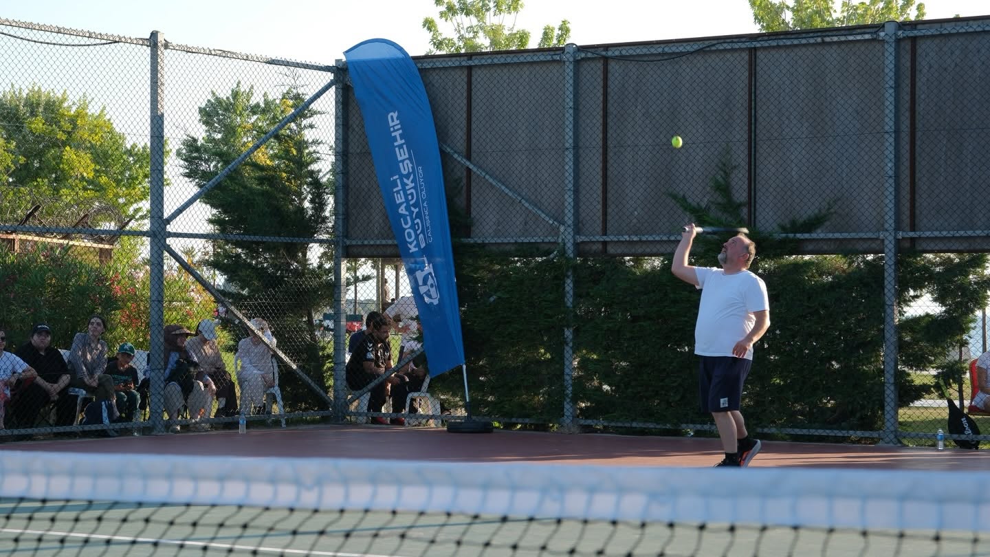 Herkes İçin Spor Tenis Turnuvası başladı
