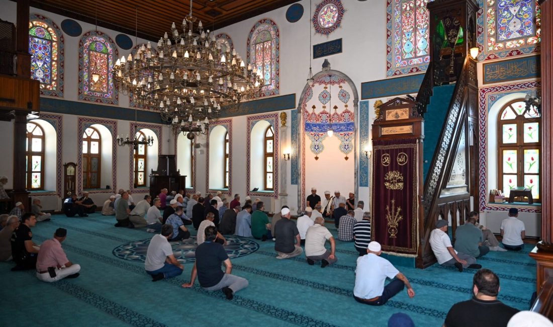 İzmit’in düşman işgalinden kurtuluşunun 105. Yılında Şehitlerimiz ve merhum Gazilerimizi