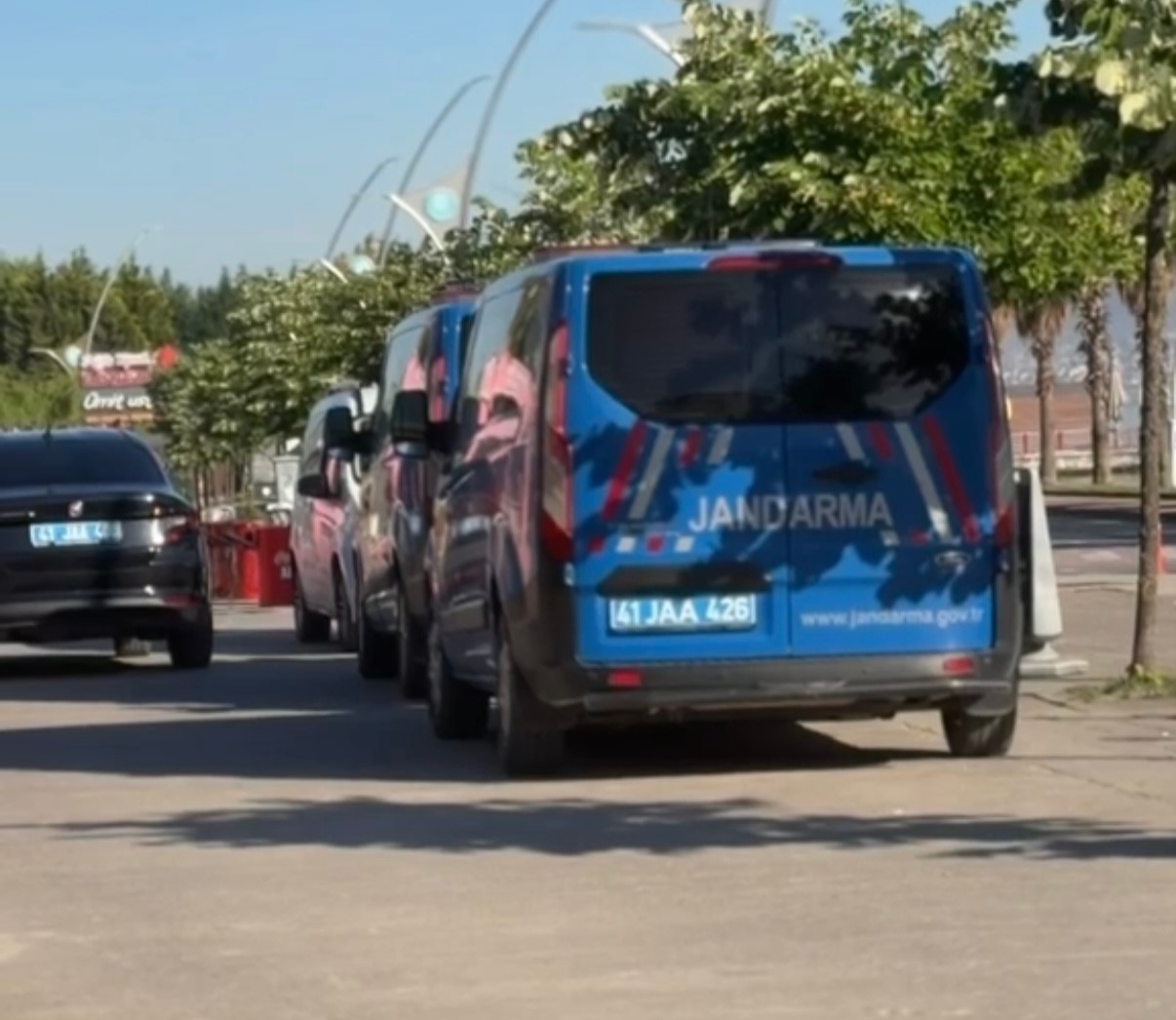 Kocaeli'de 3 ilçede yapılan dev operasyonda rüşvet ve tefecilik detayı!