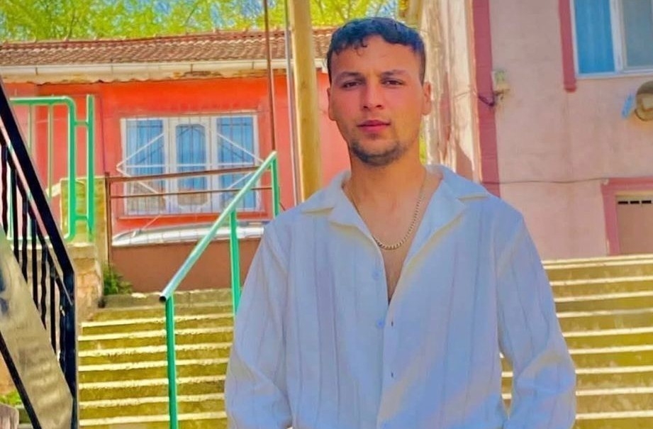 Kocaeli'nin İzmit ilçesinde 19 yaşındaki kuzenini bıçaklayarak öldüren sanığın davasında