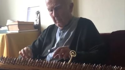 Kocaeli'nin Körfez ilçesi, Yarımca Mahallesi'nin tanınan ve sevilen simalarından, Philips