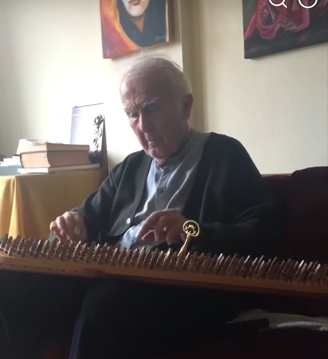 Kocaeli'de asırlık sanatçı Cengiz Karaöz hayatını kaybetti